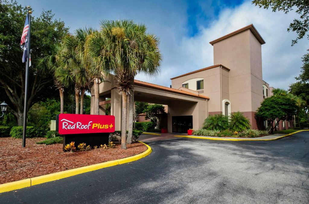 Palm Coast Hotel | Red Roof Inn PLUS+ Palm Coast