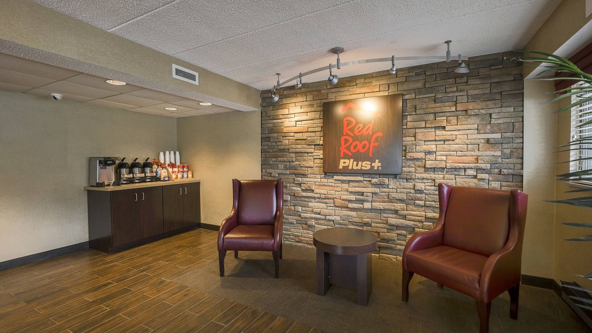West Springfield Hotel | Red Roof Inn PLUS+ West Springfield