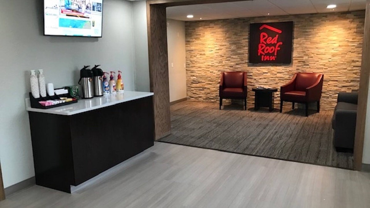 Somerset Hotel | Red Roof Inn Somerset, PA
