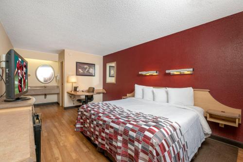 Syracuse Hotel | Red Roof Inn Syracuse