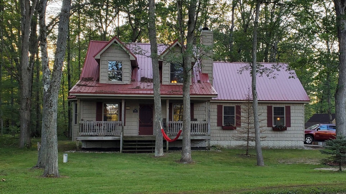 Lake George House | Red Roof on Arbor Drive