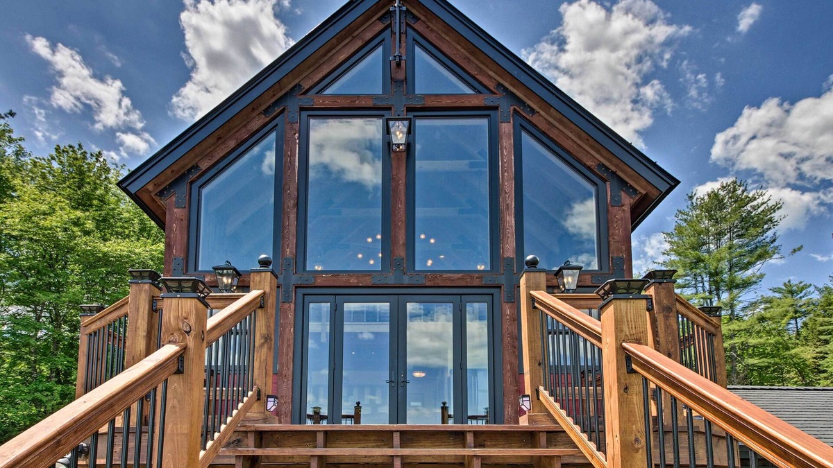 Putney Apartment | 'Red Sweetheart Barn Studio' w/Mtn & River Views!
