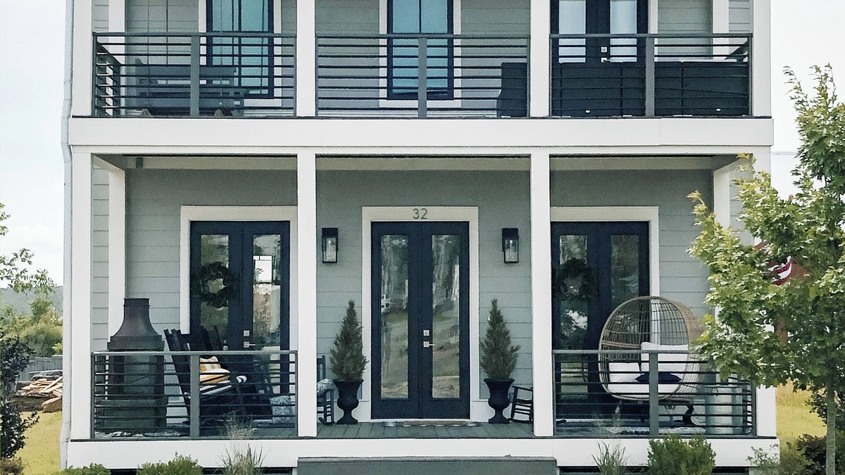 Eufaula House | Redbud Retreat @ Carlton Landing | A Coastal Inspired Home in a 5 Star Community