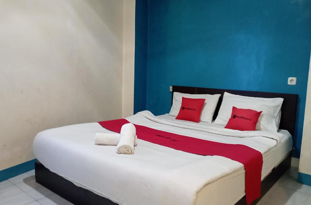 Purwokerto Hotel | RedDoorz at Jalan Sudirman Purwokerto