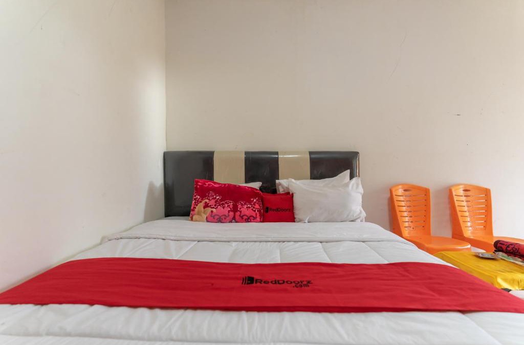 Kota Sidikalang Hotel | RedDoorz @ Nantampukmas Sidikalang