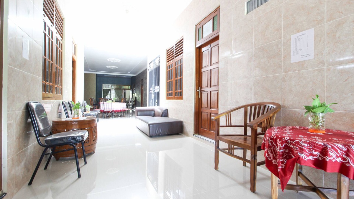 Prambanan Hotel | RedDoorz near Candi Ratu Boko
