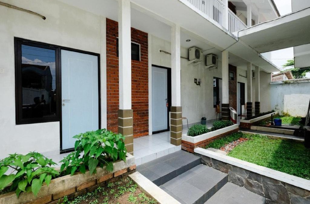 Purwokerto House | RedDoorz near Moro Mall Purwokerto