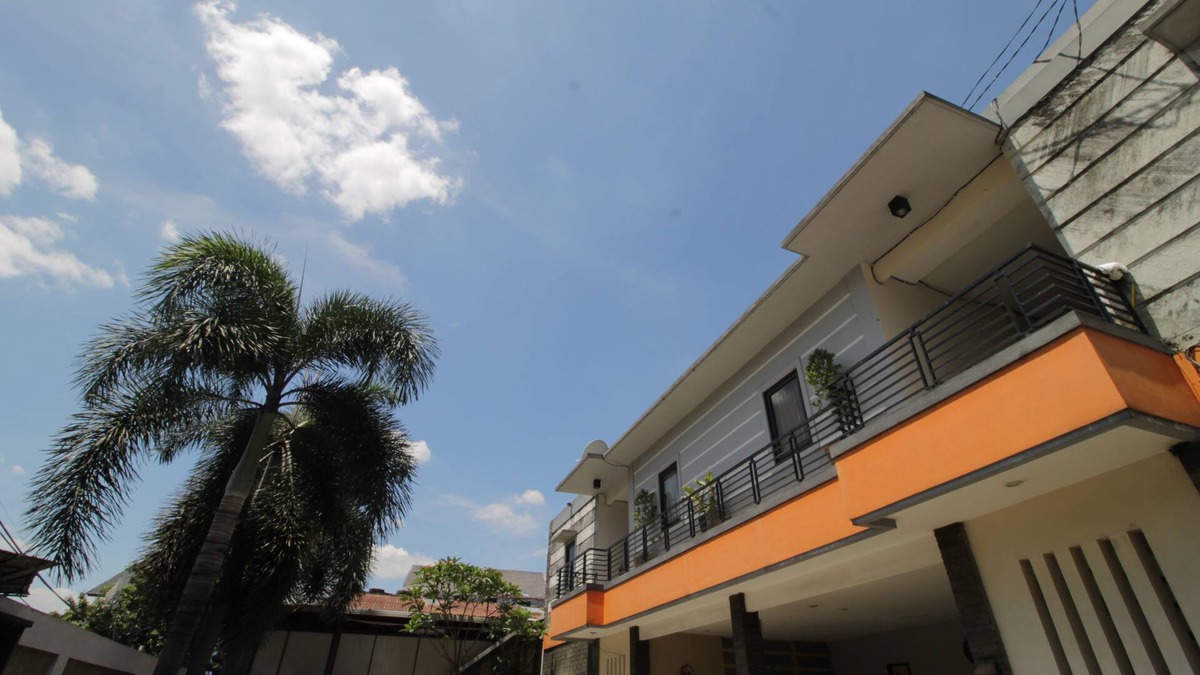 Cipete Selatan House | RedDoorz @ Pangeran Antasari 2