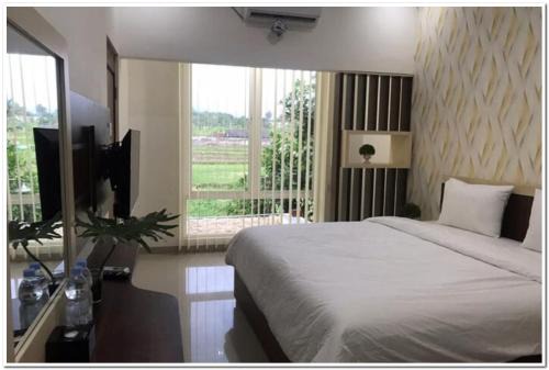 Candi Binangun Hotel | RedDoorz Syariah at Omah Sawah