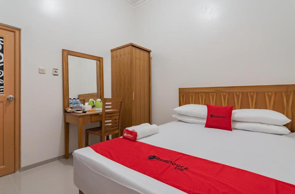 Tasikmalaya Hotel | RedDoorz Syariah Plus @ Perintis Guesthouse Tasikmalaya