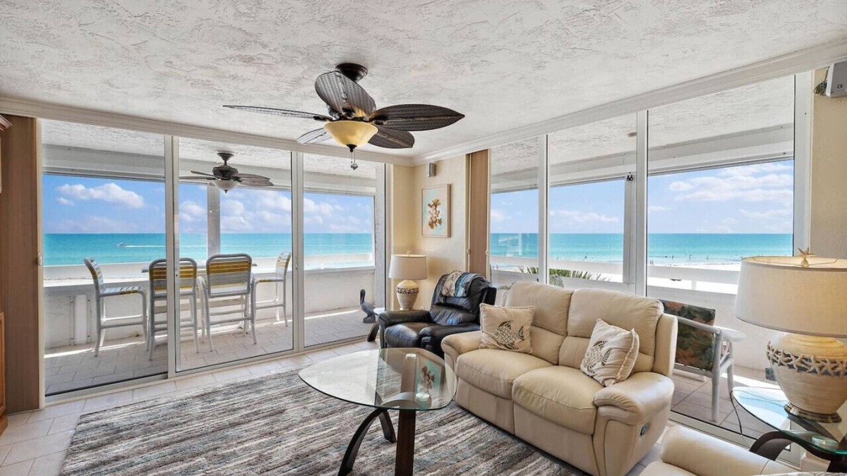 Redington Beach Condo | Redington Towers 3F|2BD|2BA| Beachfront