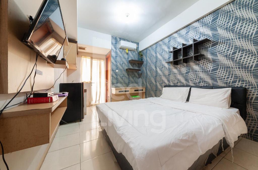 South Tangerang Apartment | RedLiving Apartemen Green Lake View Ciputat - Aurora Rooms