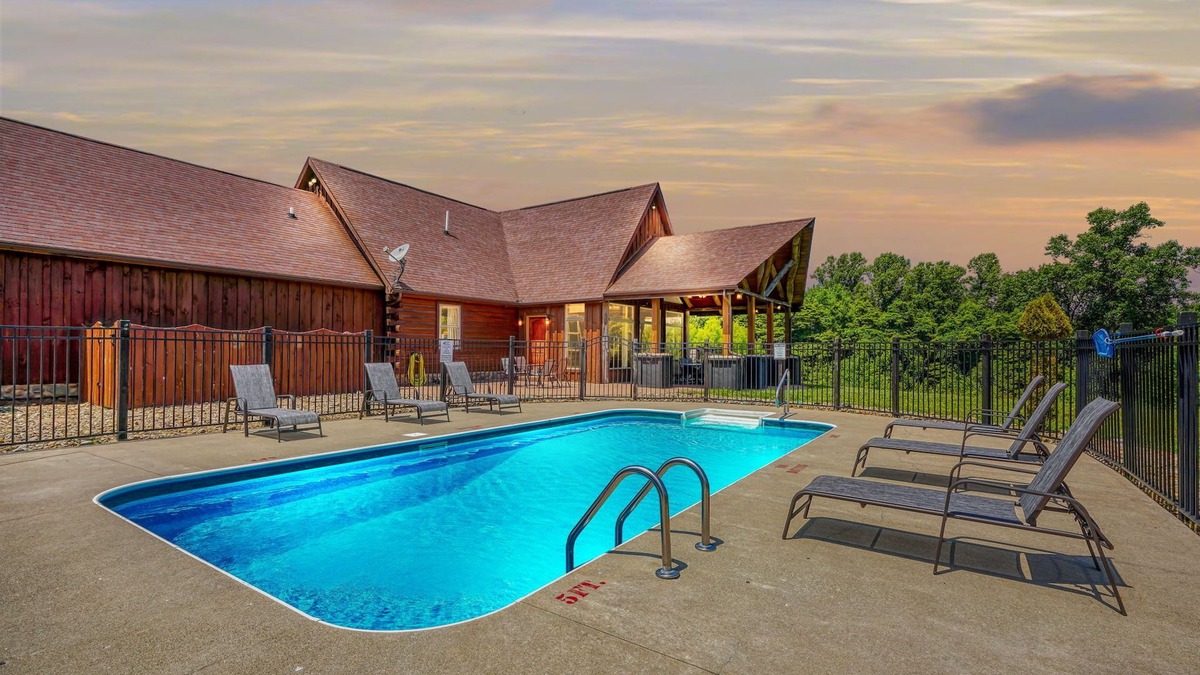 Rockbridge Cabin | Reduced 50% remaining dates in January and February 2025! 8 br, 4 ba lodge!