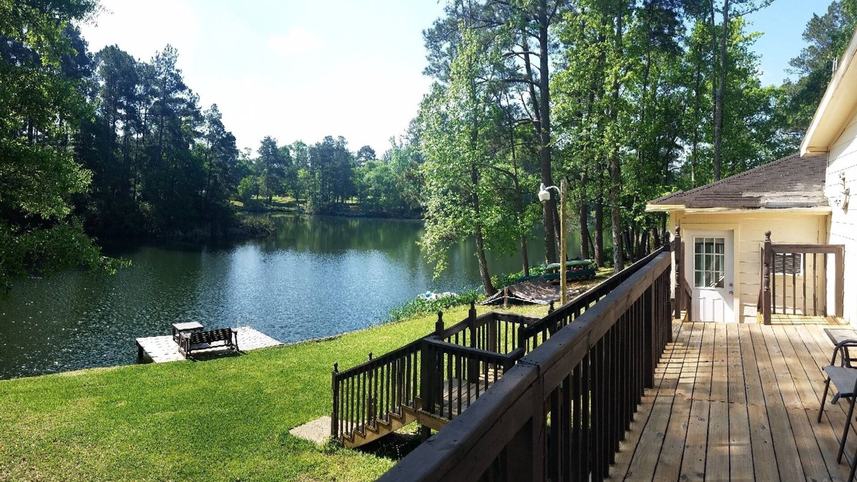 Goodrich House | REDUCED SPRING RATES EARLY CHECK IN LATE CHECK OUT! FREE KAYAKS LONG TERM OPTION