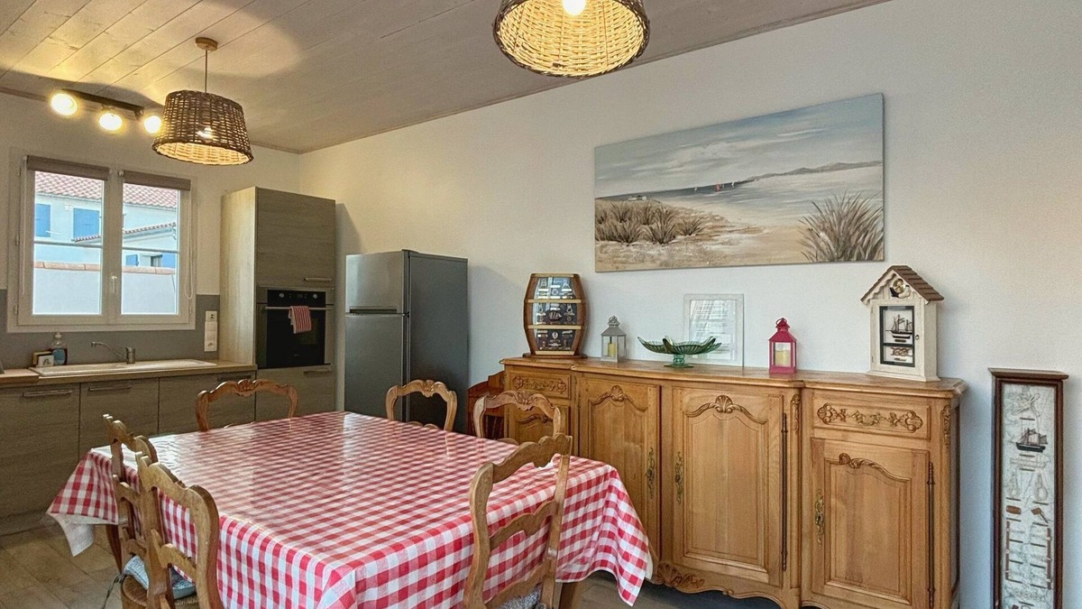 La Cotiniere House | REDUCTIONS : LA COTINIERE HOUSE 50 M FROM THE FISHING PORT