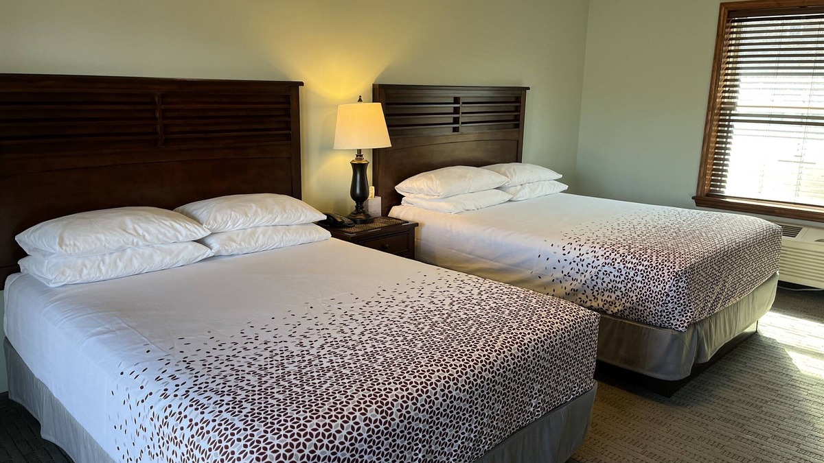 Colliersville Hotel | Redwood Inn & Suites Room #6 - impeccably clean motel between CDP & ASV
