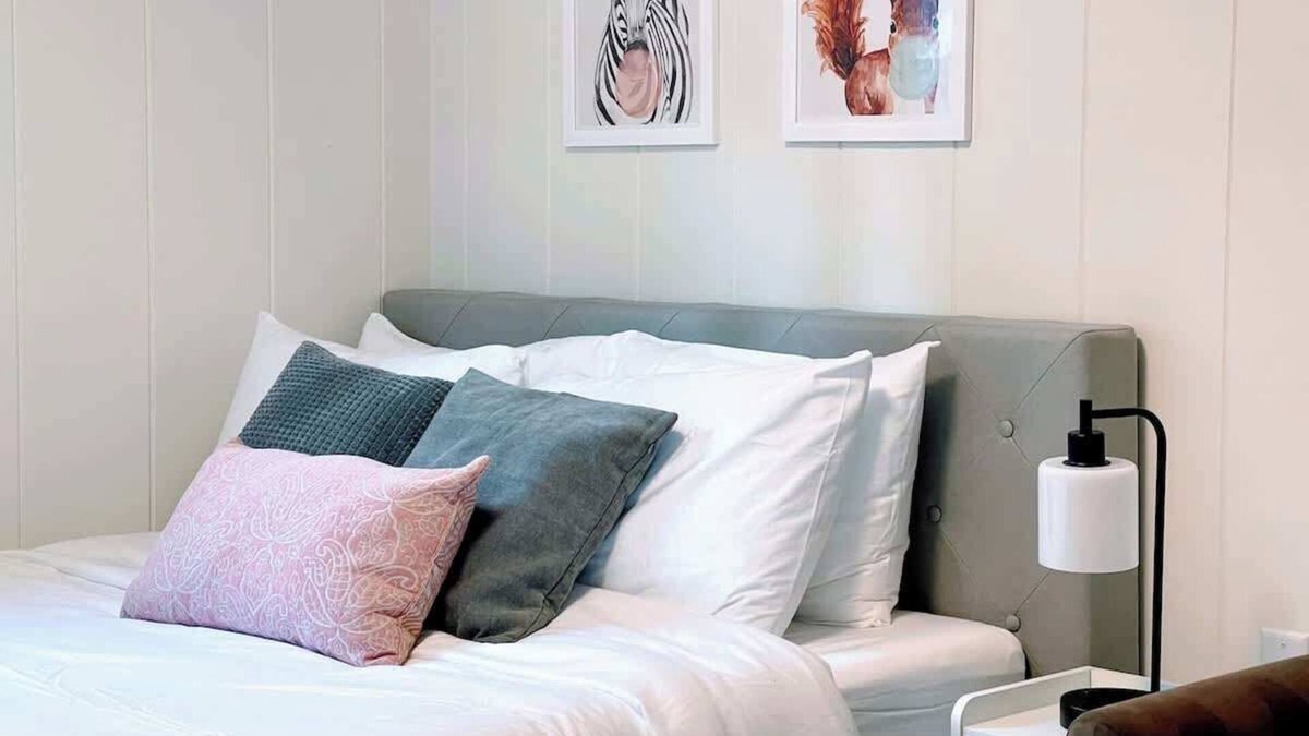 Felton House | Redwood Nook (8 min walk to redwood state park)