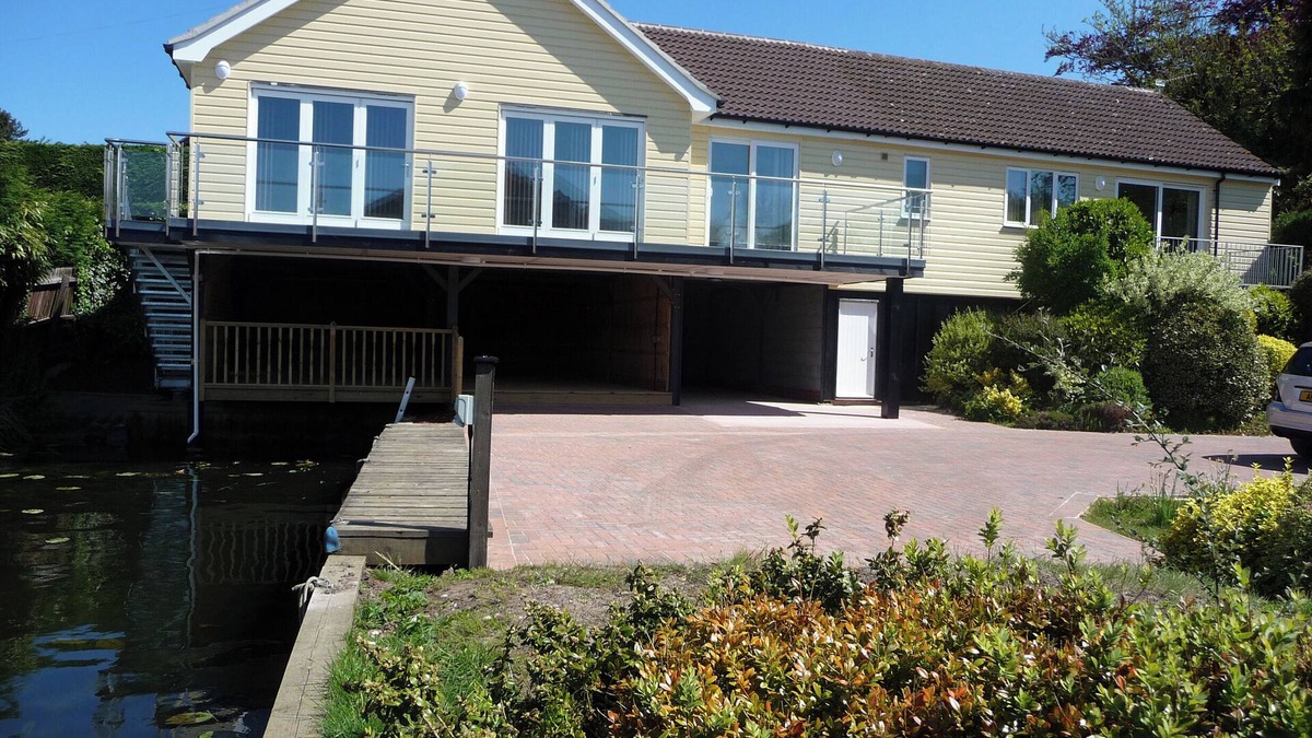 Horning House | REEDLINGS, pet friendly, with a garden in Horning