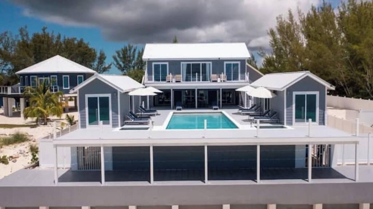 Bahama Palm Shores Villa | Reef House Abaco - Tranquil Beach Retreat Perfect for Large Groups