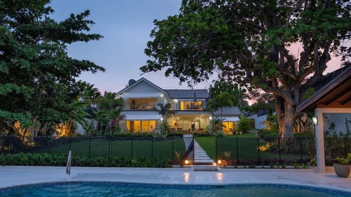 Tower Isle Villa | Reefside-Waterfront-Fully staffed - butler and chef service -8