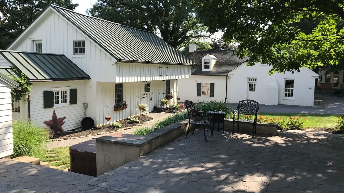 Refton House | refinished barn with pool table, ping pong, pool and hot tub!