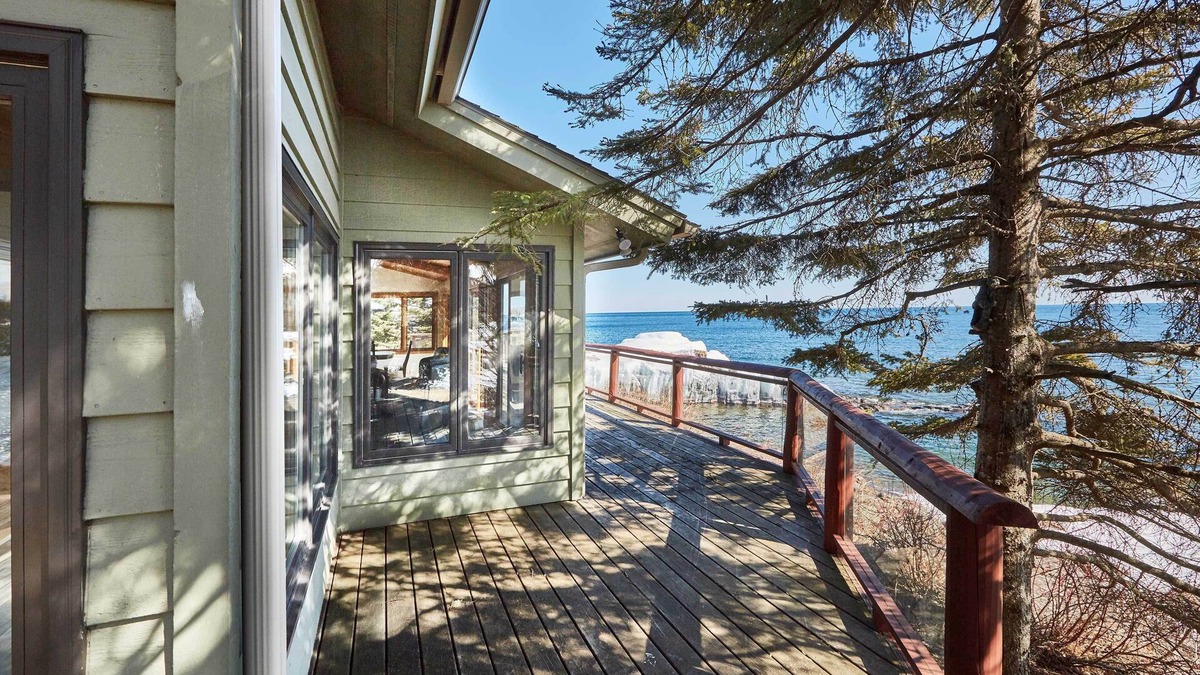 Schroeder Cottage | 'reflections' Cabin on Lake Superior - Near Lutsen
