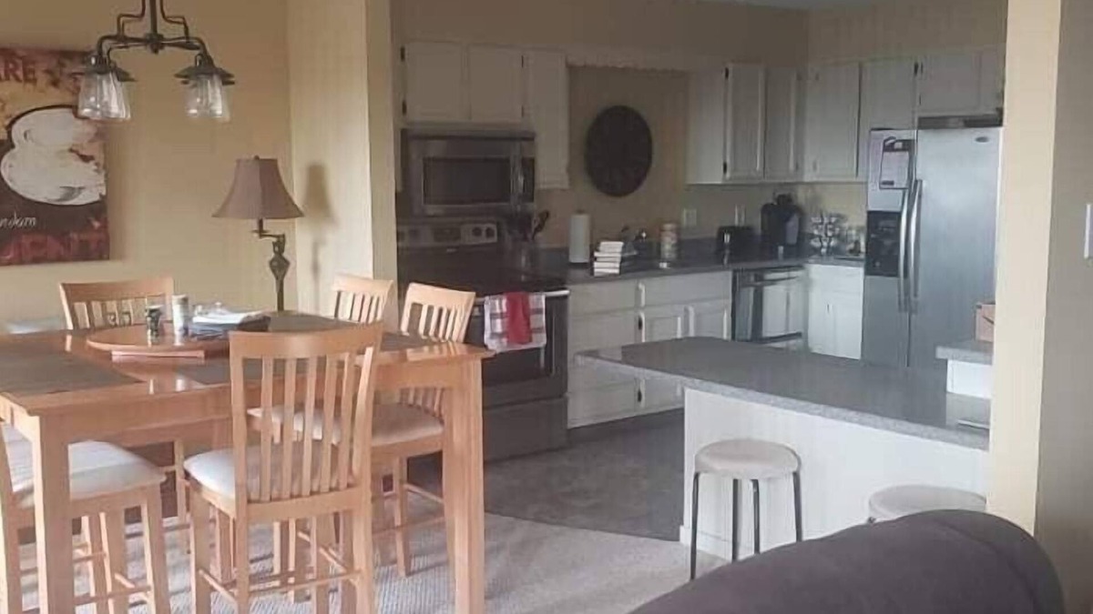 Seven Springs Condo | Refresh and Relax in Seven Springs