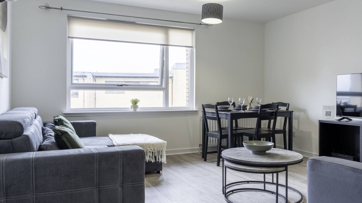 East End Apartment | Refreshing Modern Apartment in Glasgow