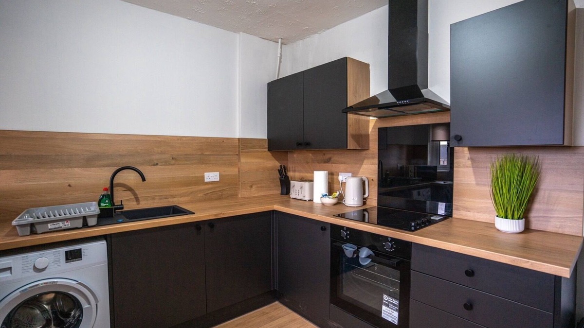 Shotts Apartment | Refreshing Modern Apartment in North Lanarkshire