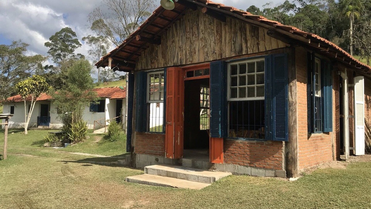 Embu-Guacu House | Refuge in the forest, trails, swimming pools, nature, estate, farm, meditation,