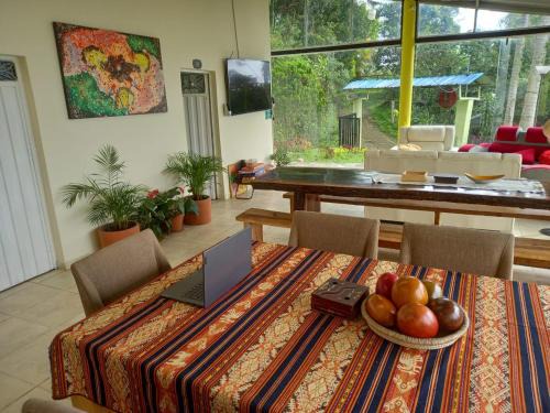 La Vega House | Refugio en la naturaleza