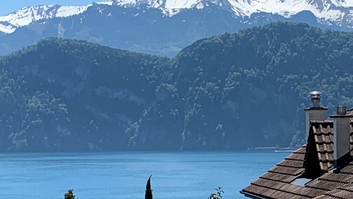 Weggis Apartment | Refugium 2-zimmer Maisonette-ferienwohnung am Vierwaldstättersee Nähe Luzern