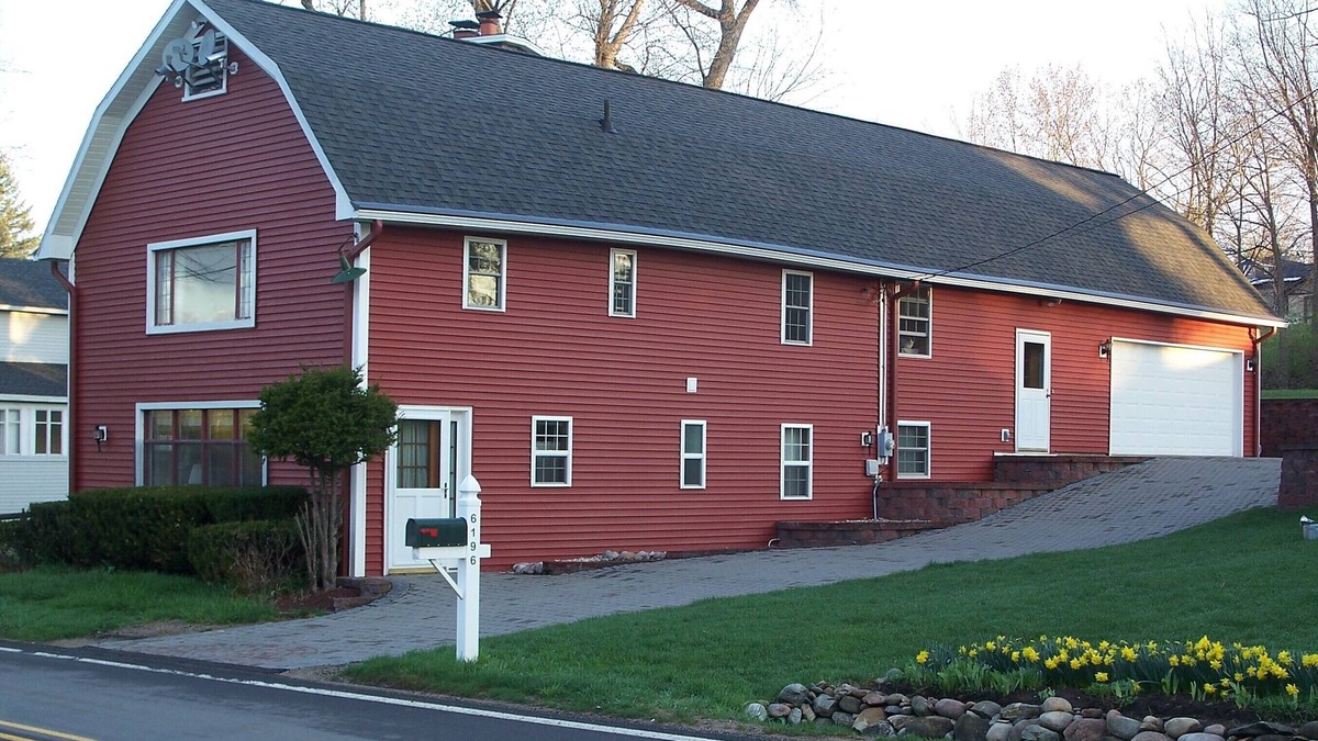 Indian River House | Refurbished Barn with Excellent View of Indian River