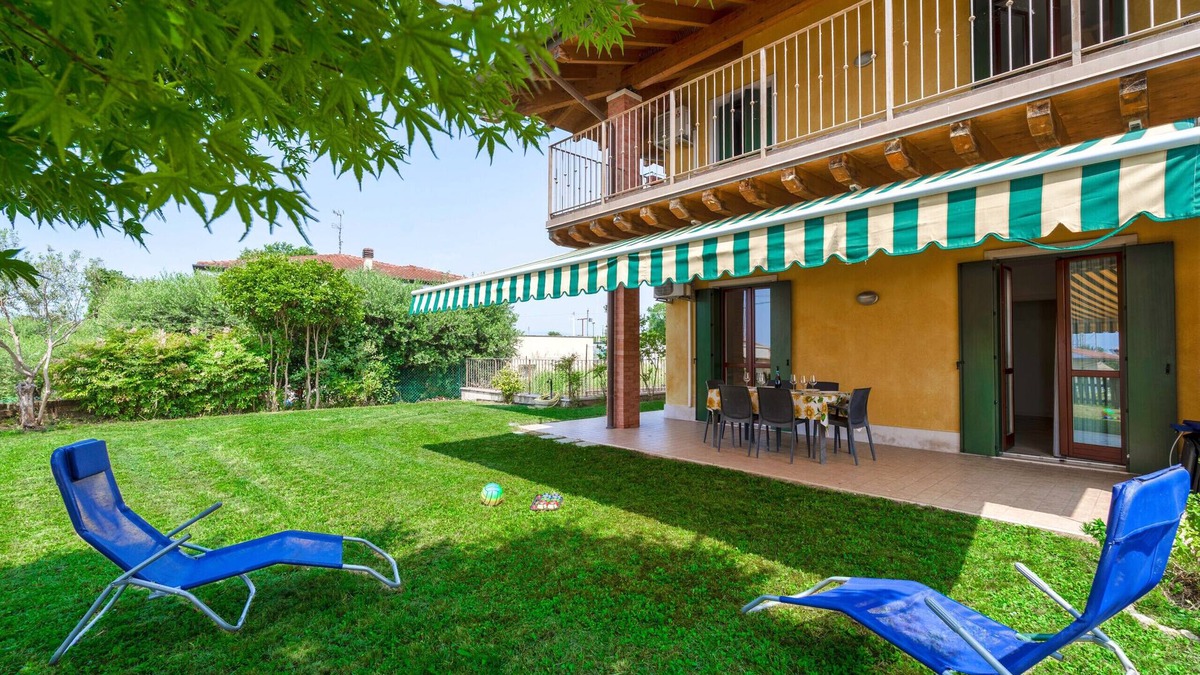 Lazise Apartment | Regarda - Costa del Sole 2 Apartment barrier free with pool and garden