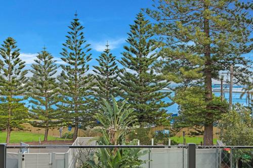 The Entrance North Apartment | Regency Court 3