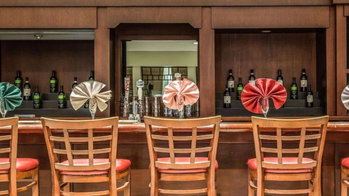 New London Hotel | Regency Inn and Suites - Handicapped Non Smoking with Mobilty Access