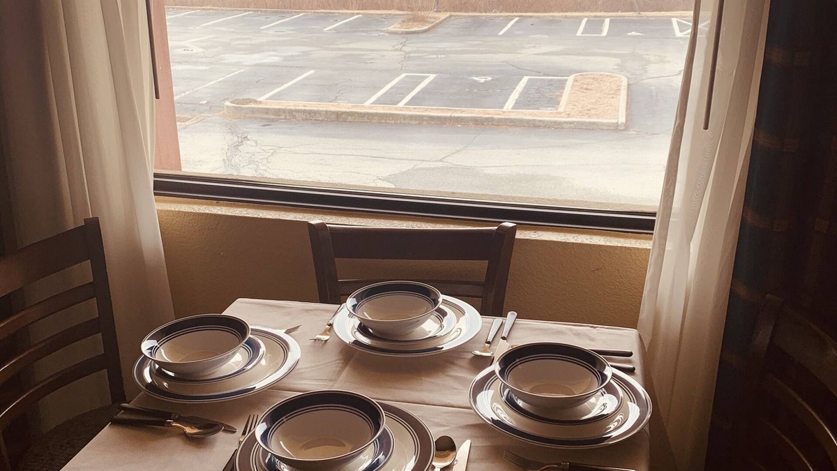 New London Hotel | Regency Inn & Suites New London, Mystic
