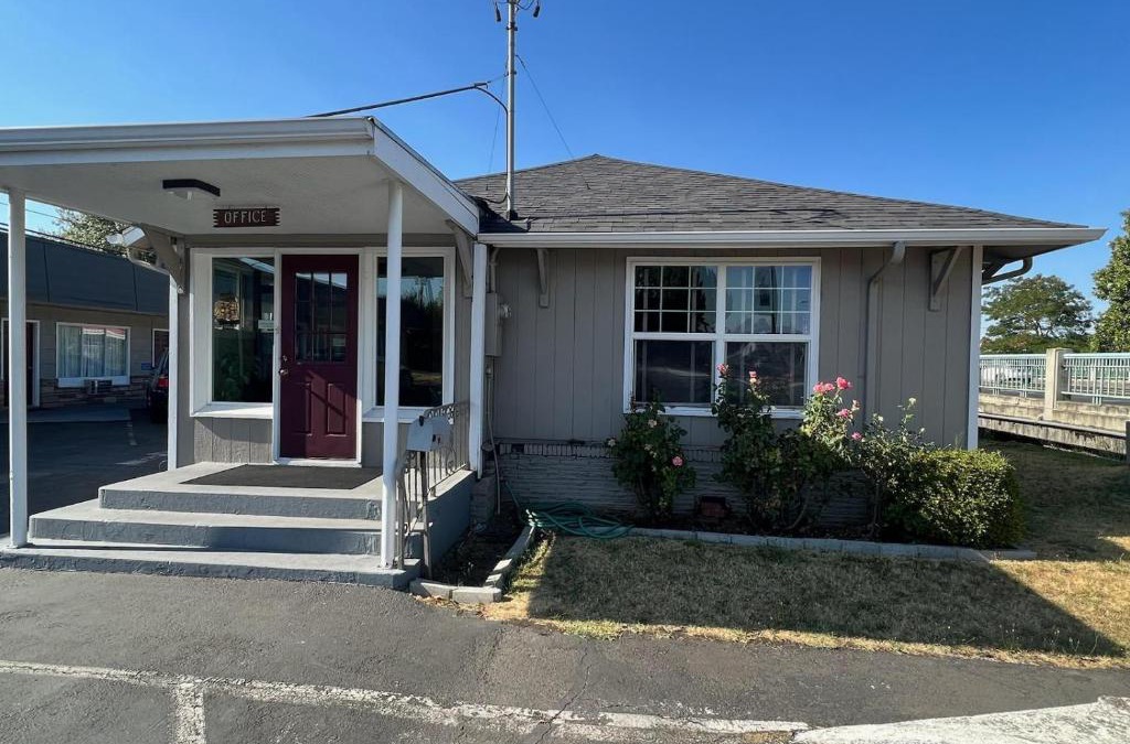 Junction City Hotel | REGENCY INN