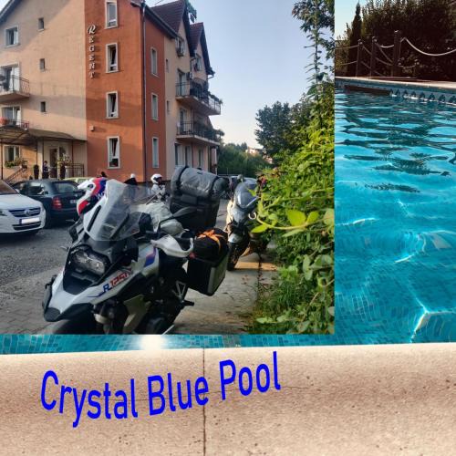 Baile Unu Mai House | Regent Blue Crystal Pool
