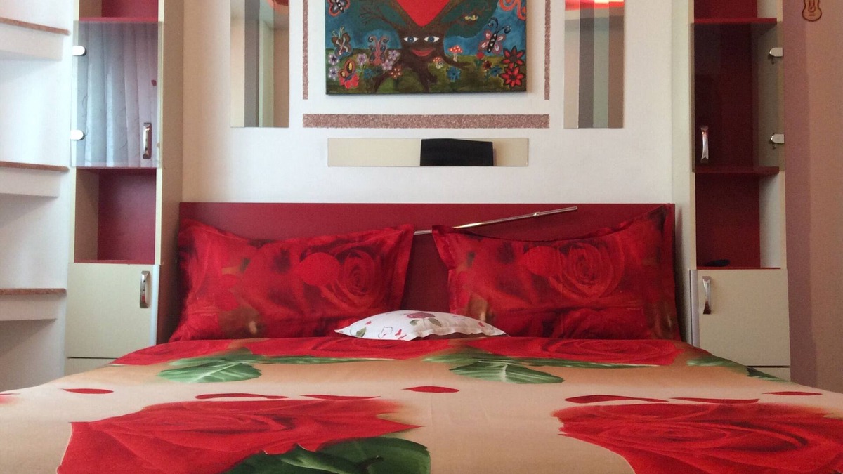 Bacau Apartment | Regim hotelier Relax-central, ultracentral-Bacau, decomandat cu 2 camere.