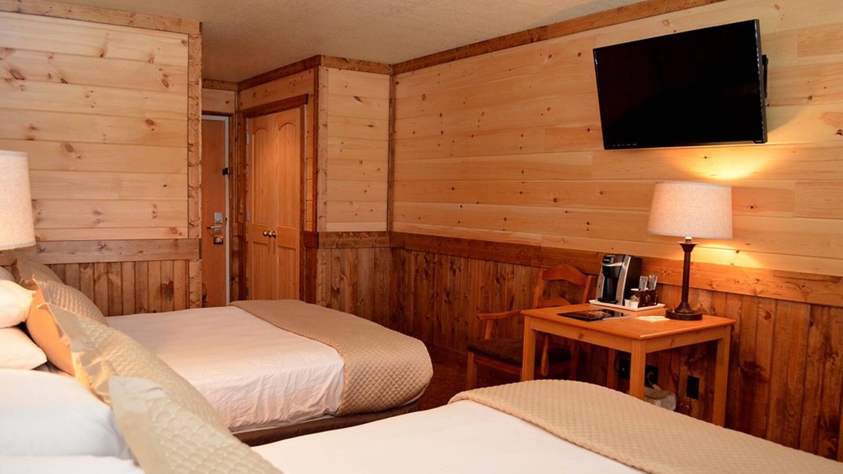 Blue Ridge Hotel | Reid Ridge Lodge