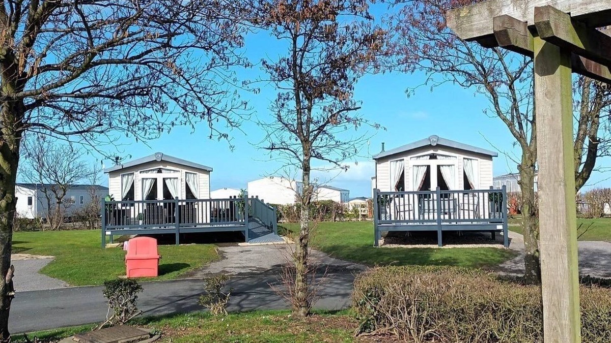 Reighton House | Reighton Sands Holiday Village 24 & 25 Orchard Court
