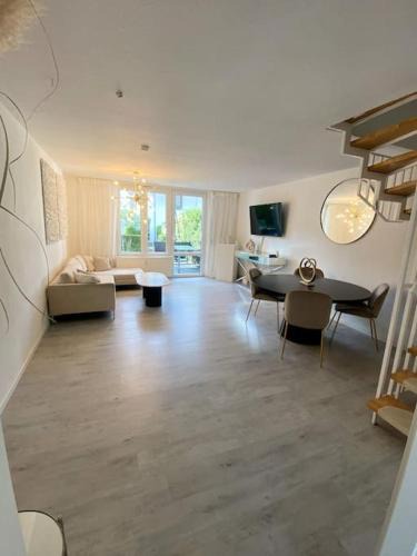 Kirchrode-Bemerode-Wulferode Apartment | Reihenhaus mit Garten und Terrasse an der Messe.