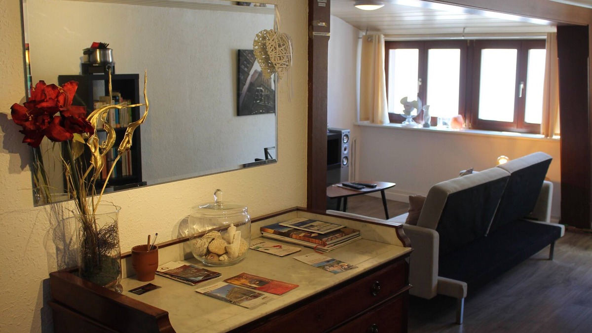 Oberwesel Apartment | Rein Pearl Hideaways - second floor