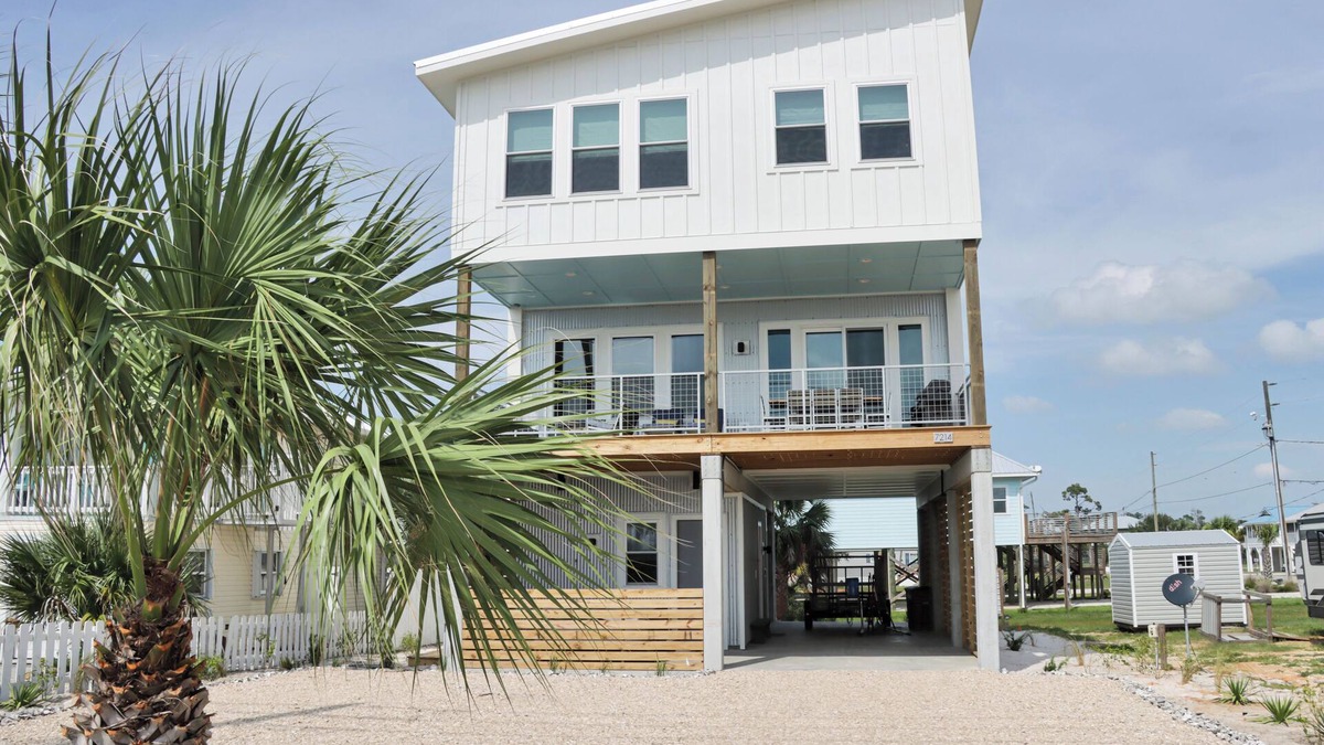 Port St. Joe House | Rejuvenation:Brand New, Beach Views, Custom Furniture, Hot Tub + MIL Suite