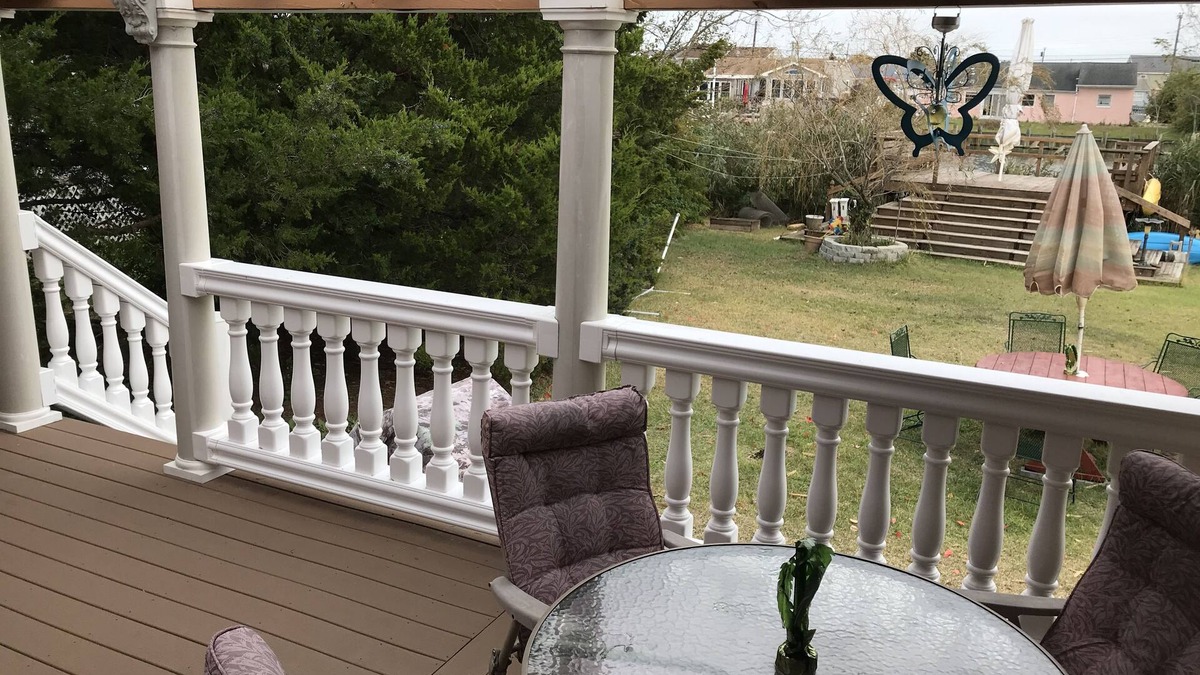 Mystic Island House | RELAX ON OUR DOCK THIS WEEK/WEEKEND