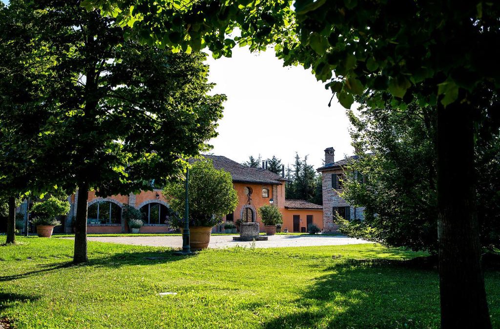 Cadeo House | Relais Cascina Scottina