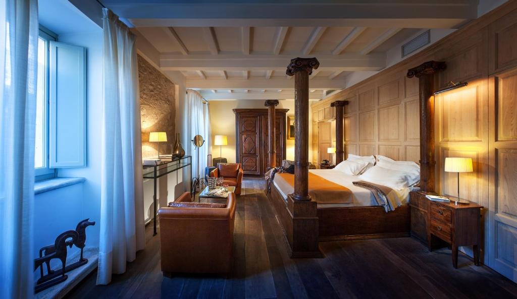 Casali di Serravalle Hotel | Relais & Chateaux Palazzo Seneca