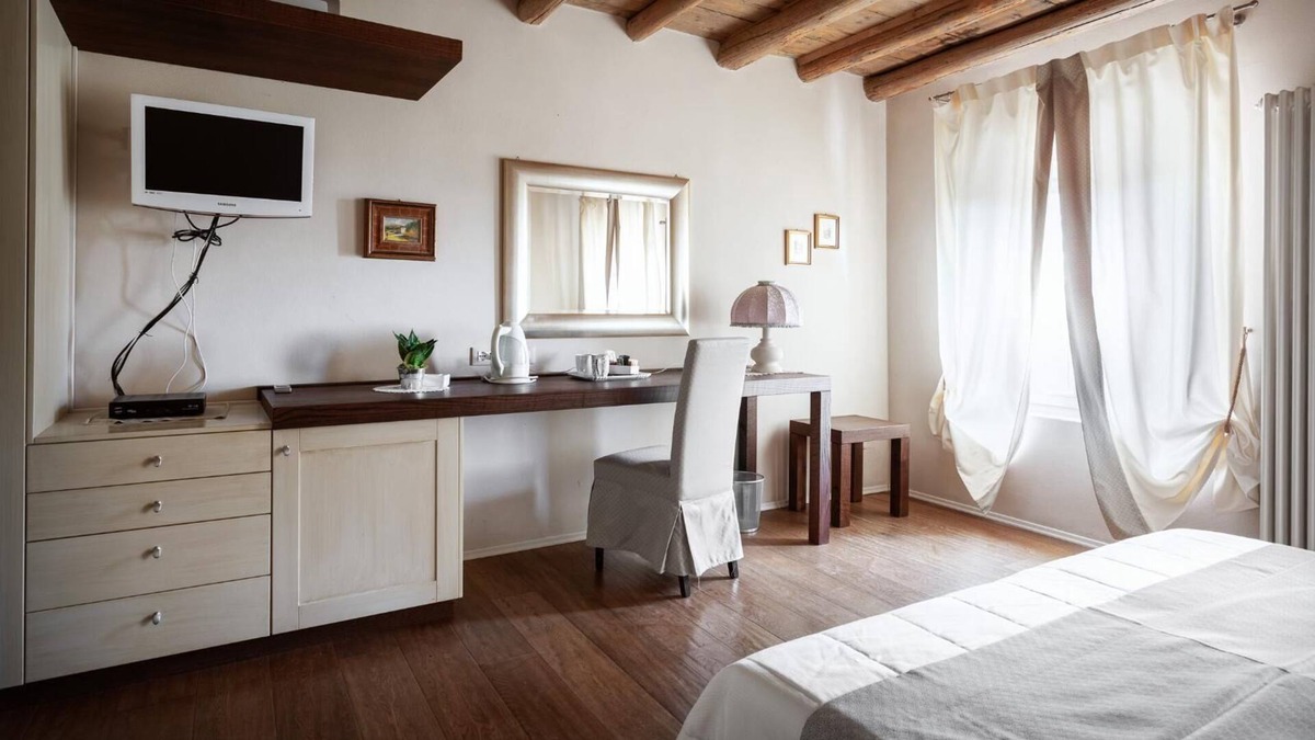 Soave Bed & Breakfast | RELAIS CORTE DEI SOAVI - VIOLETTA 103