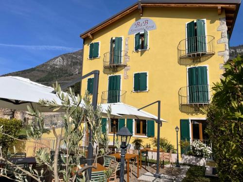 Caprino Veronese Bed & Breakfast | Relais Fontana Rosa B&B Wellness